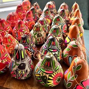 Set of 30 Sanyork Fair Trade Boho Artisan Gourd Christmas Hanging Ornaments Peru